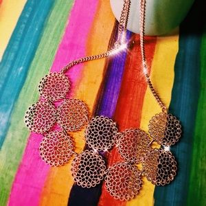 🌸✨Gold Flower Necklace✨🌸